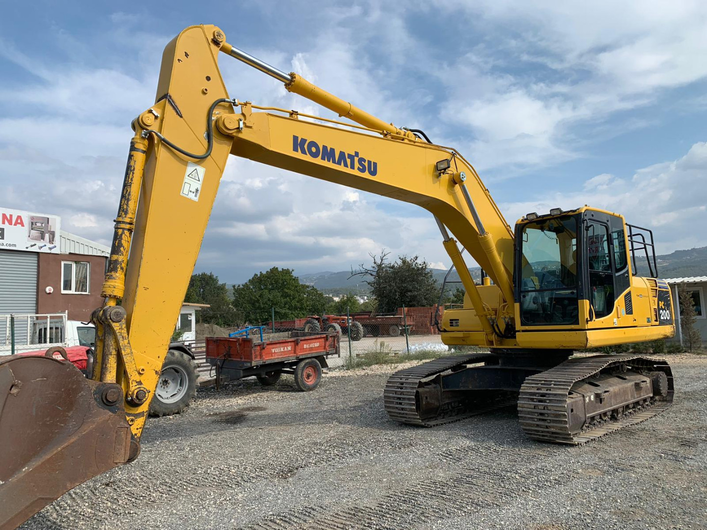 Экскаватор Komatsu PC200