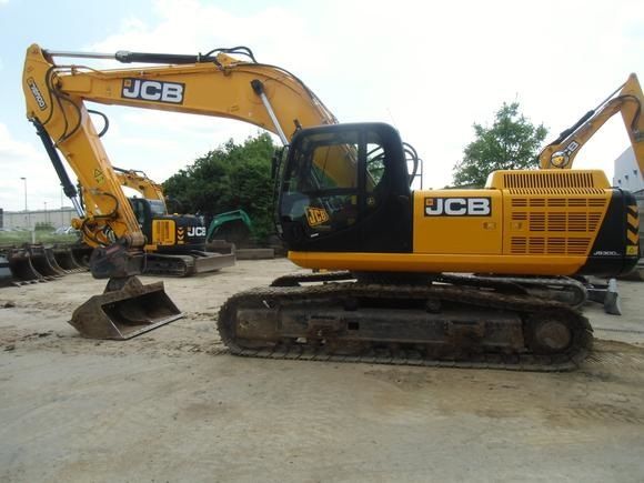 Экскаватор JCB JS 300